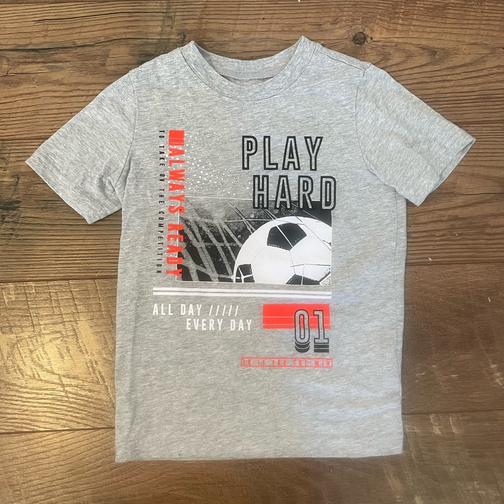 Carter’s Soccer T -shirt size 5